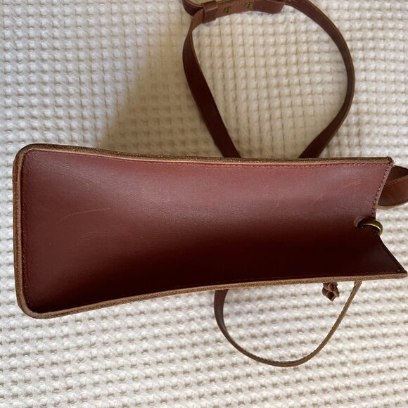 Madewell "Small Trick" drawstring leather crossbody purse - Picture 6 of 7